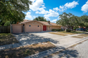 5210 Hitching Post Ln, Corpus Christi, TX 78415