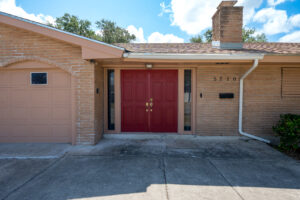 5210 Hitching Post Ln, Corpus Christi, TX 78415