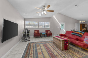 102 N Austin St., Buda, TX 78610