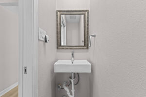 102 N Austin St., Buda, TX 78610