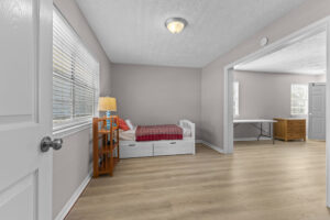 102 N Austin St., Buda, TX 78610