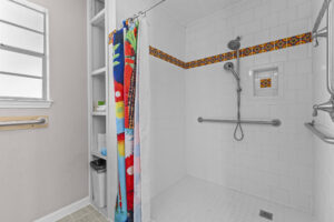 102 N Austin St., Buda, TX 78610