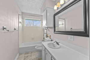 102 N Austin St., Buda, TX 78610