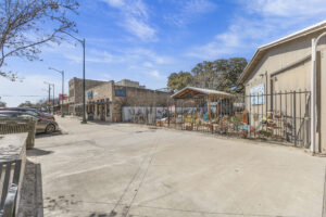 102 N Austin St., Buda, TX 78610