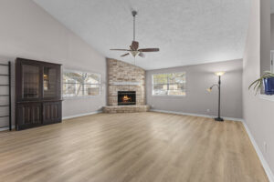 102 N Austin St., Buda, TX 78610