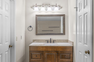 En-suite primary bathroom sink
